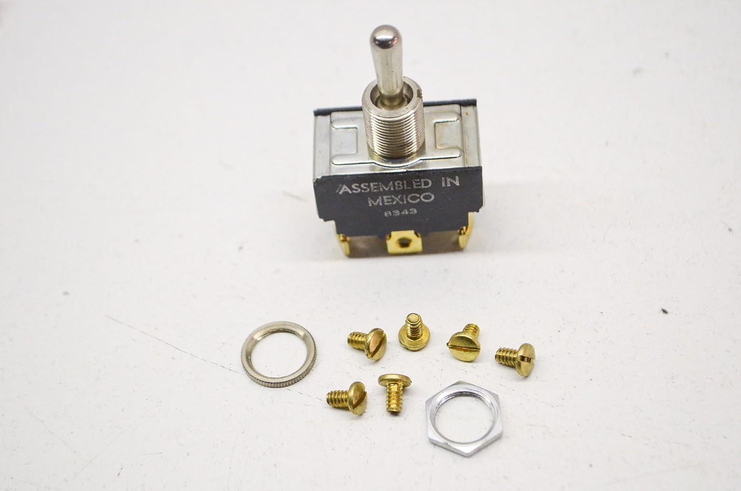 SELE SS208C-BG TOGGLE SWITCH DPDT (ON)-OFF-(ON) 15A 125V 10A 250V SCREW TERMINALS